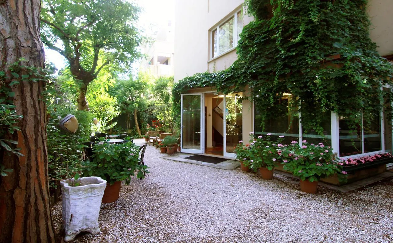 Hotel Garni Picnic Riccione Italien